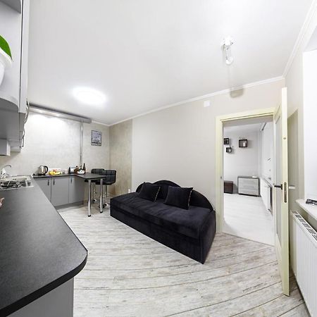 Joy Box Apartments Lviv Kültér fotó