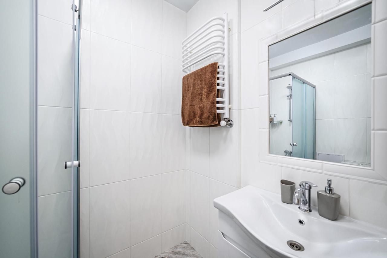Joy Box Apartments Lviv Kültér fotó